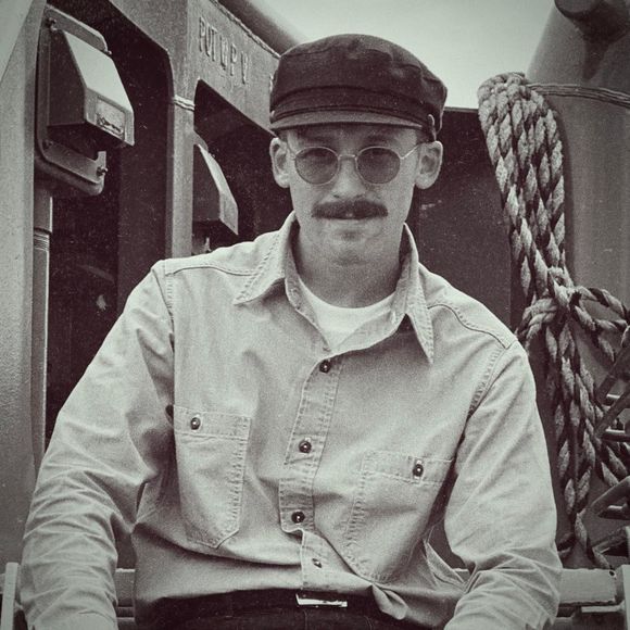 Meet your Posher, Bailey - Picture 1 of 1